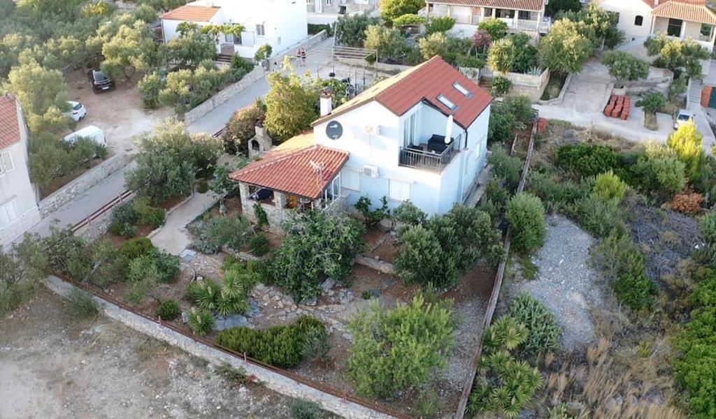 Apartman M&M Milna  Exterior photo
