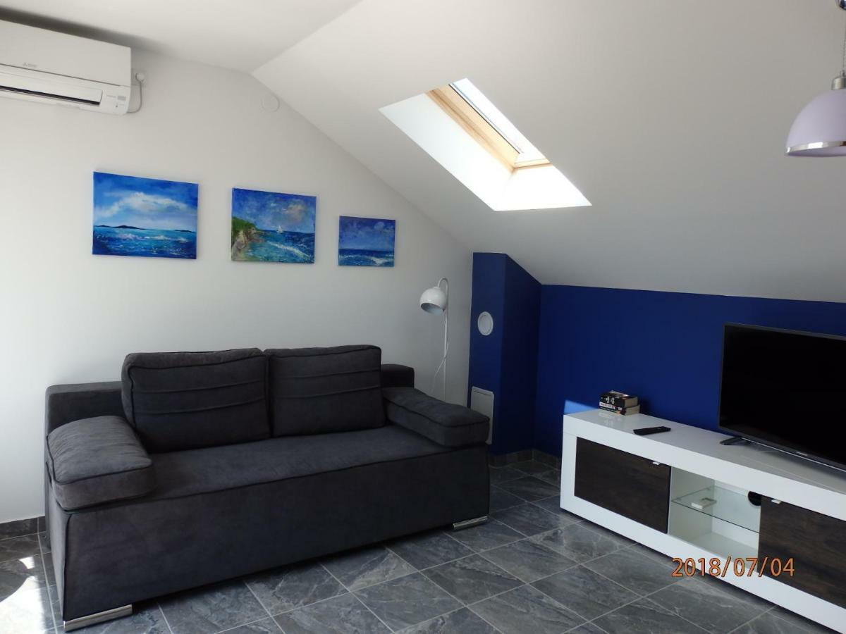 Apartman M&M Milna  Exterior photo